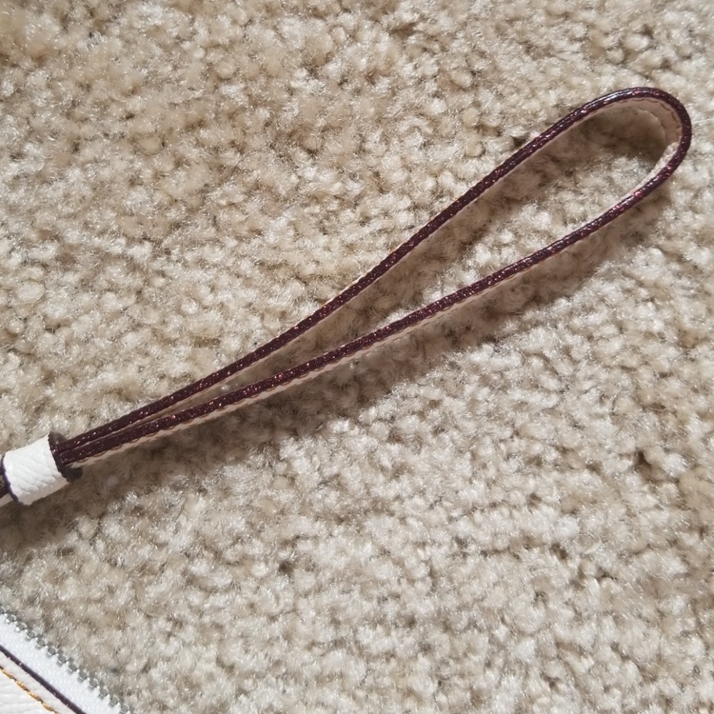 Coach disney mickey mouse leather wristlet - Picture 4 of 4